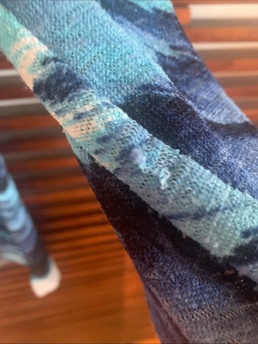 Blue Black Wave-Print V-Neck Top - Picture 8 of 8